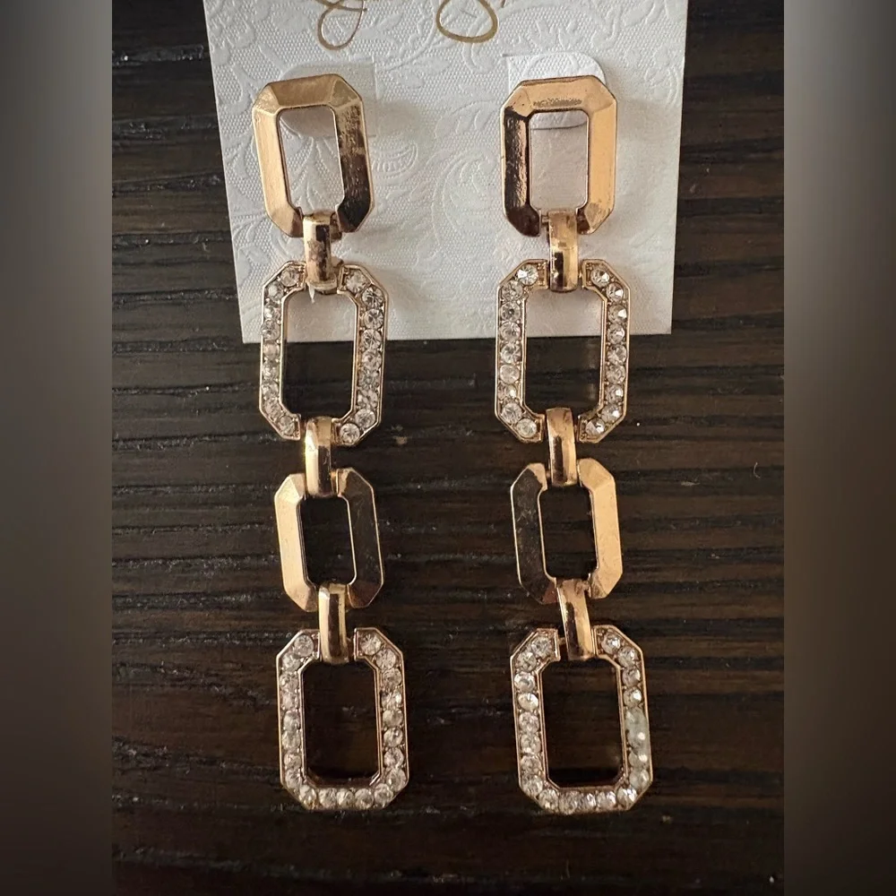 NEW Jessica Simpson Gold Link Earrings